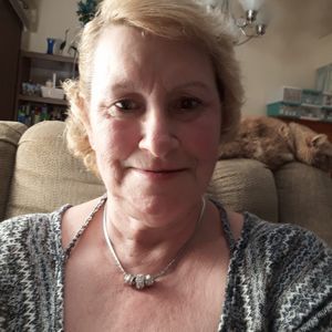 Meet your Posher, Linda